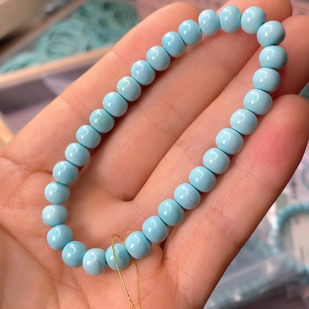 绿松石未镶嵌颈饰