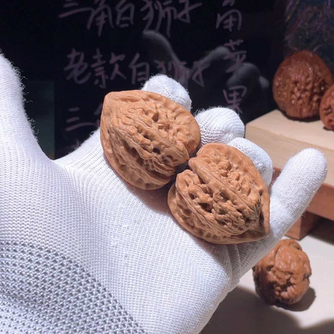 把件文玩核桃赤龙鸡心3179，3638