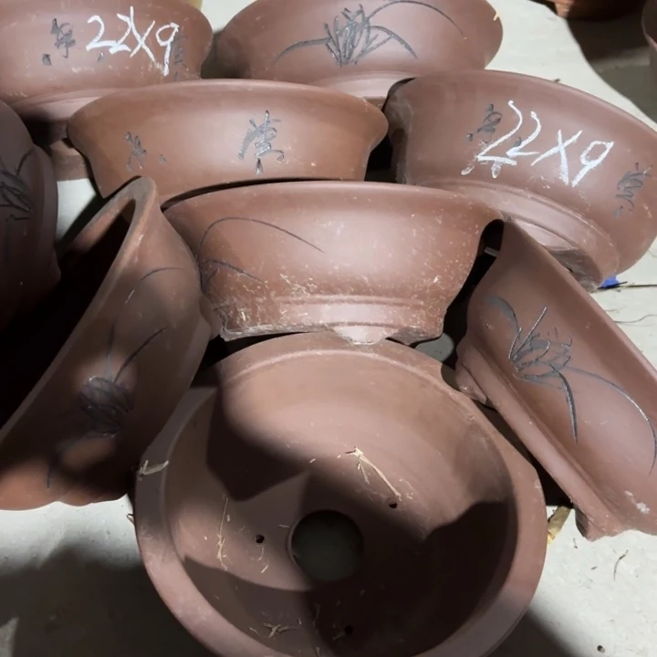 花盆紫砂100-9。          22-9