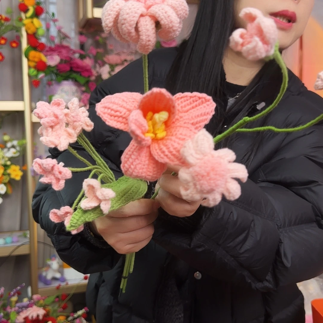 手工钩织设计花束