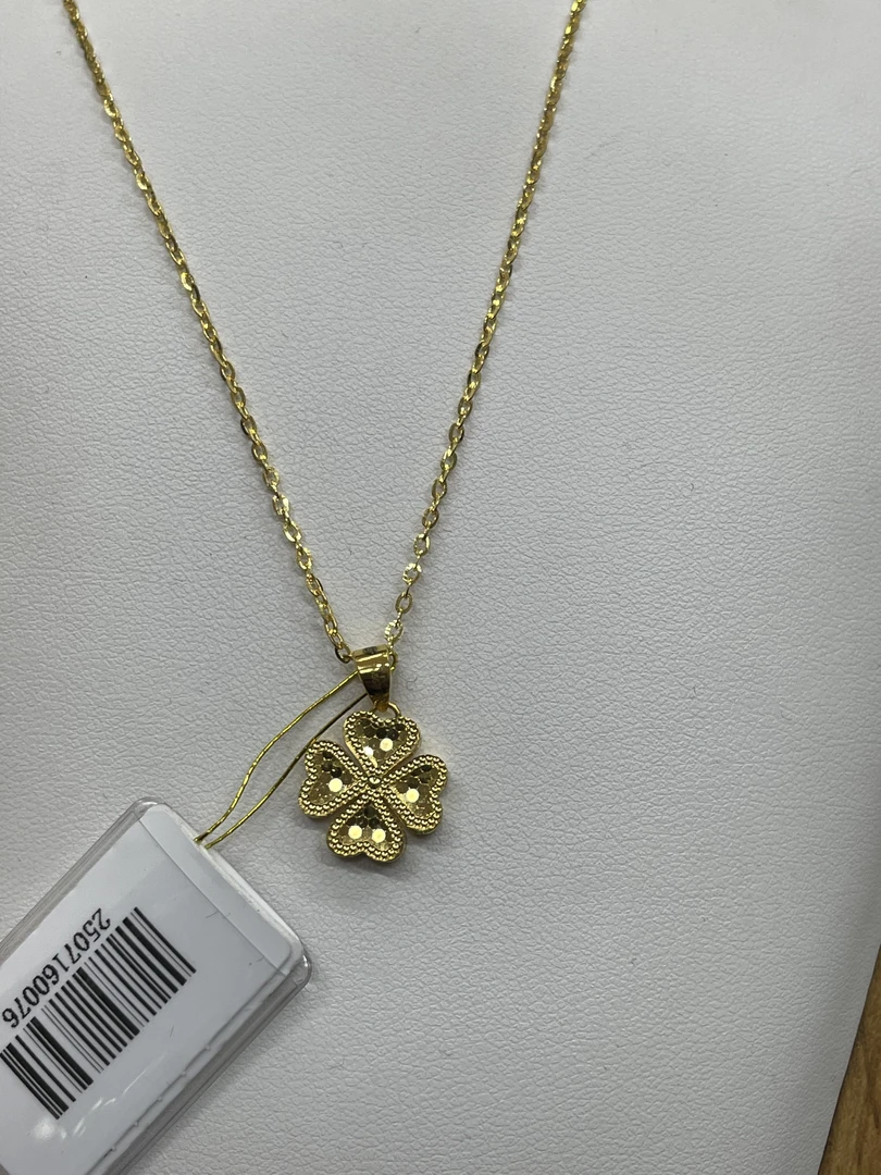 足金999  5G鱼鳞四叶草套链  5.16g