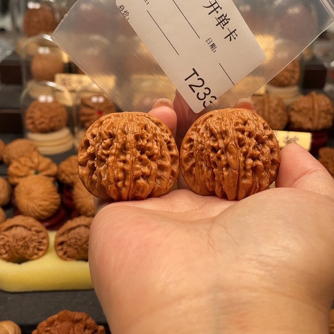 ”***）文玩核桃把件四座楼43。233