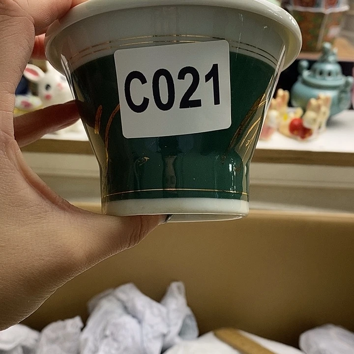 紫砂茶杯云我们都在努力地生活着呢