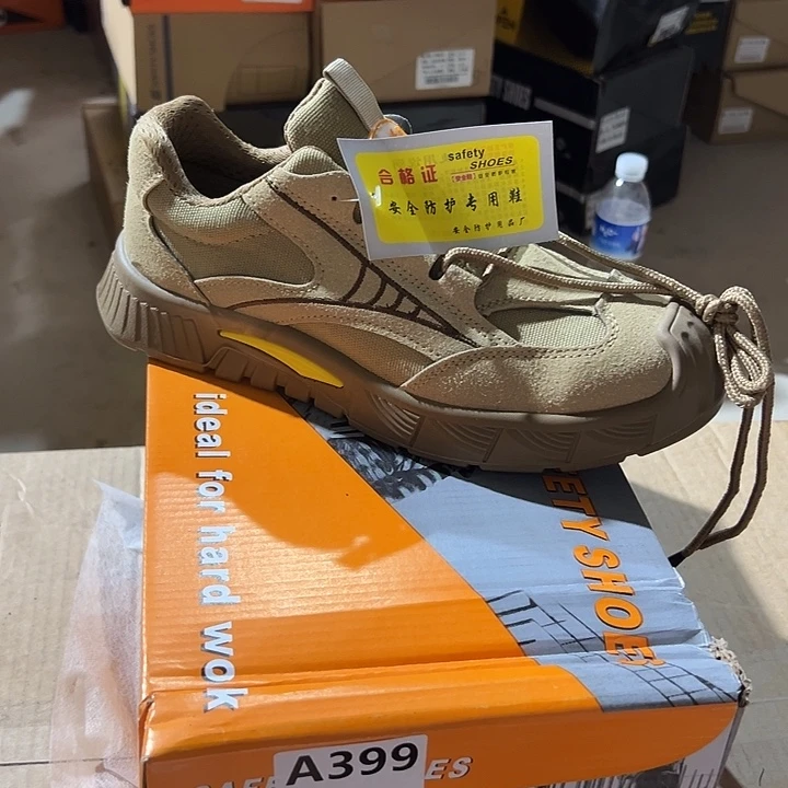 编码399号，42码微瑕防砸防刺劳保鞋