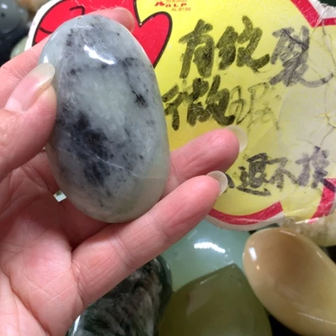 蛇纹石玉未镶嵌手把件