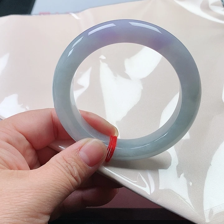 翡翠手镯未镶嵌翡翠092