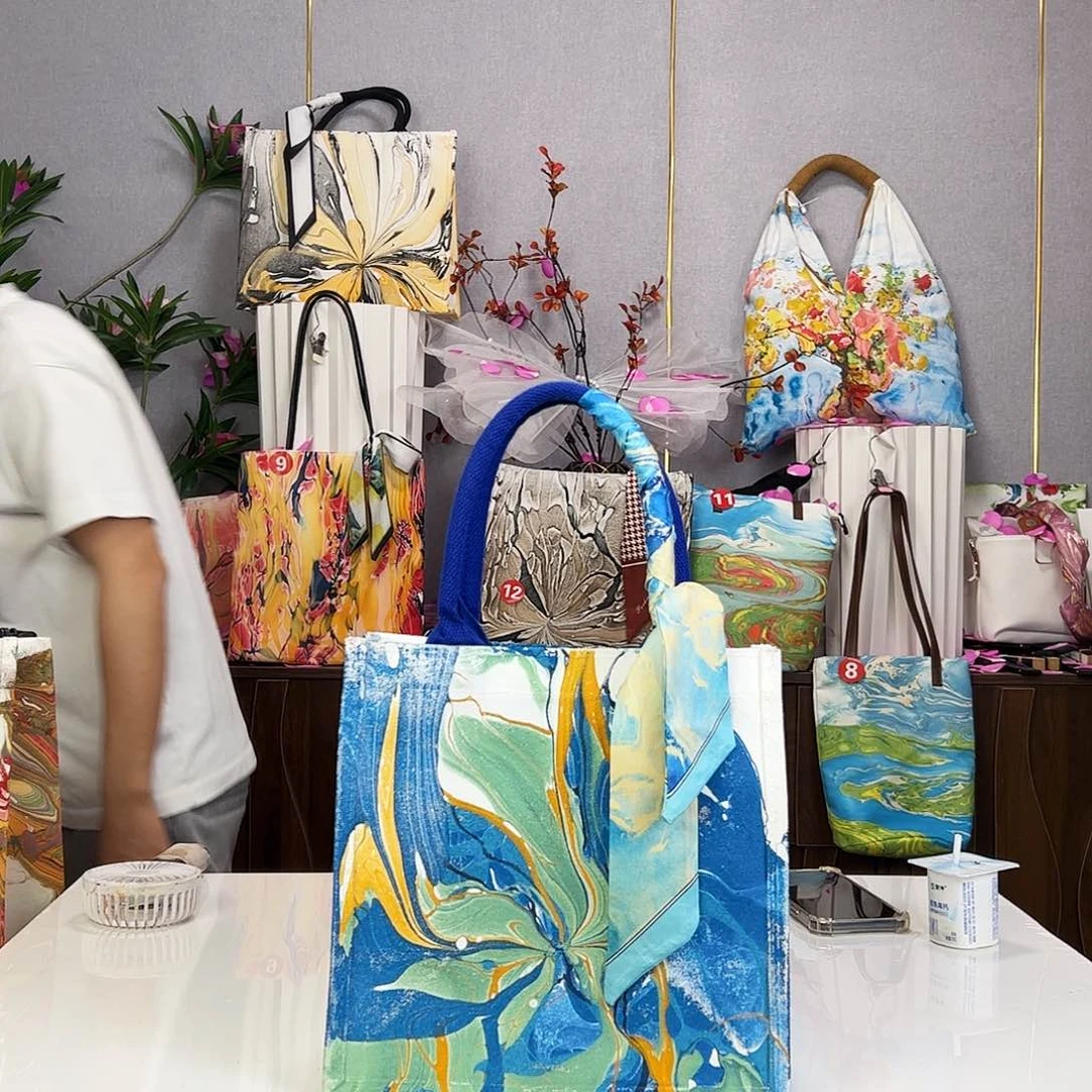 贾****年682 不退不换1111111