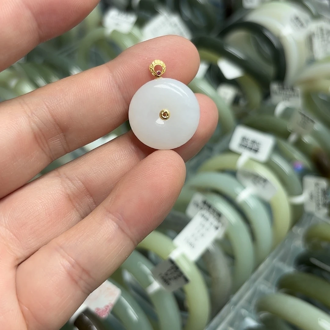 未镶嵌手镯和田玉（糖玉）