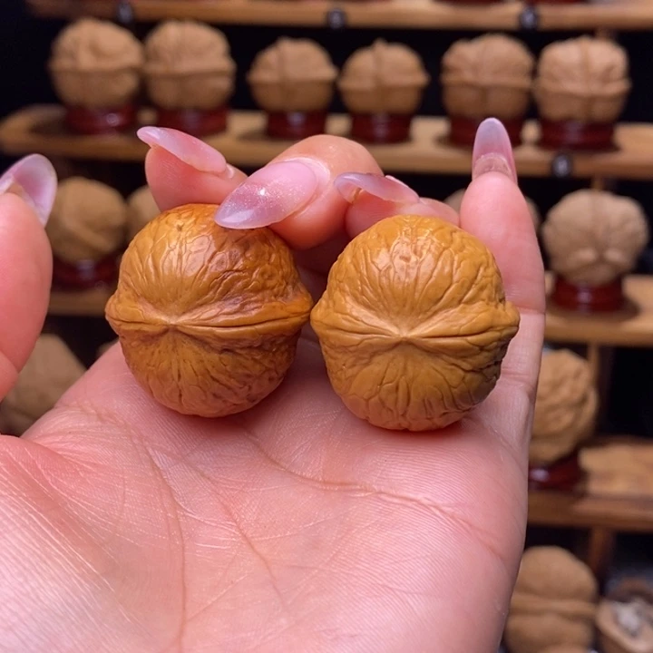 文玩核桃把件晶玉12