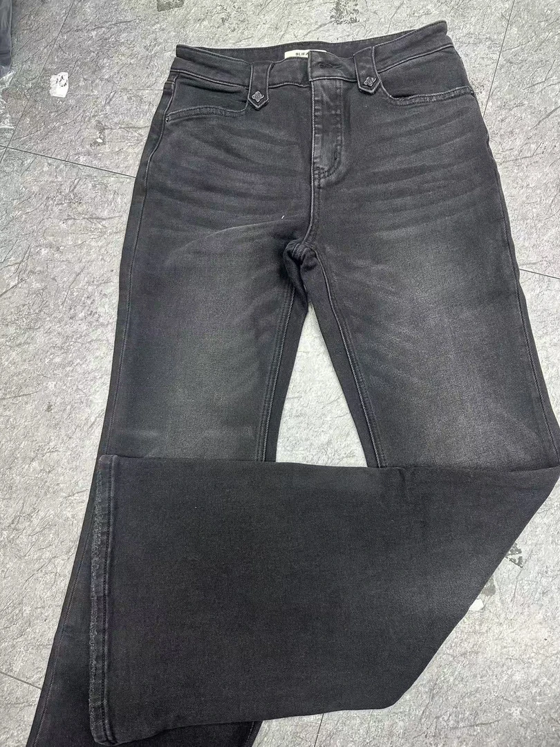 卡莎欧洲站喇叭牛仔裤