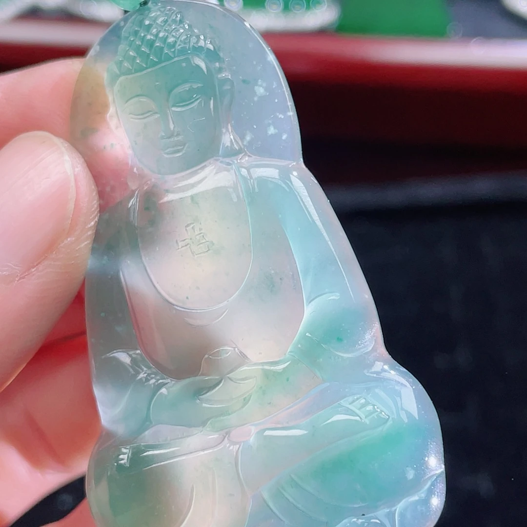 翡翠颈饰未镶嵌14，