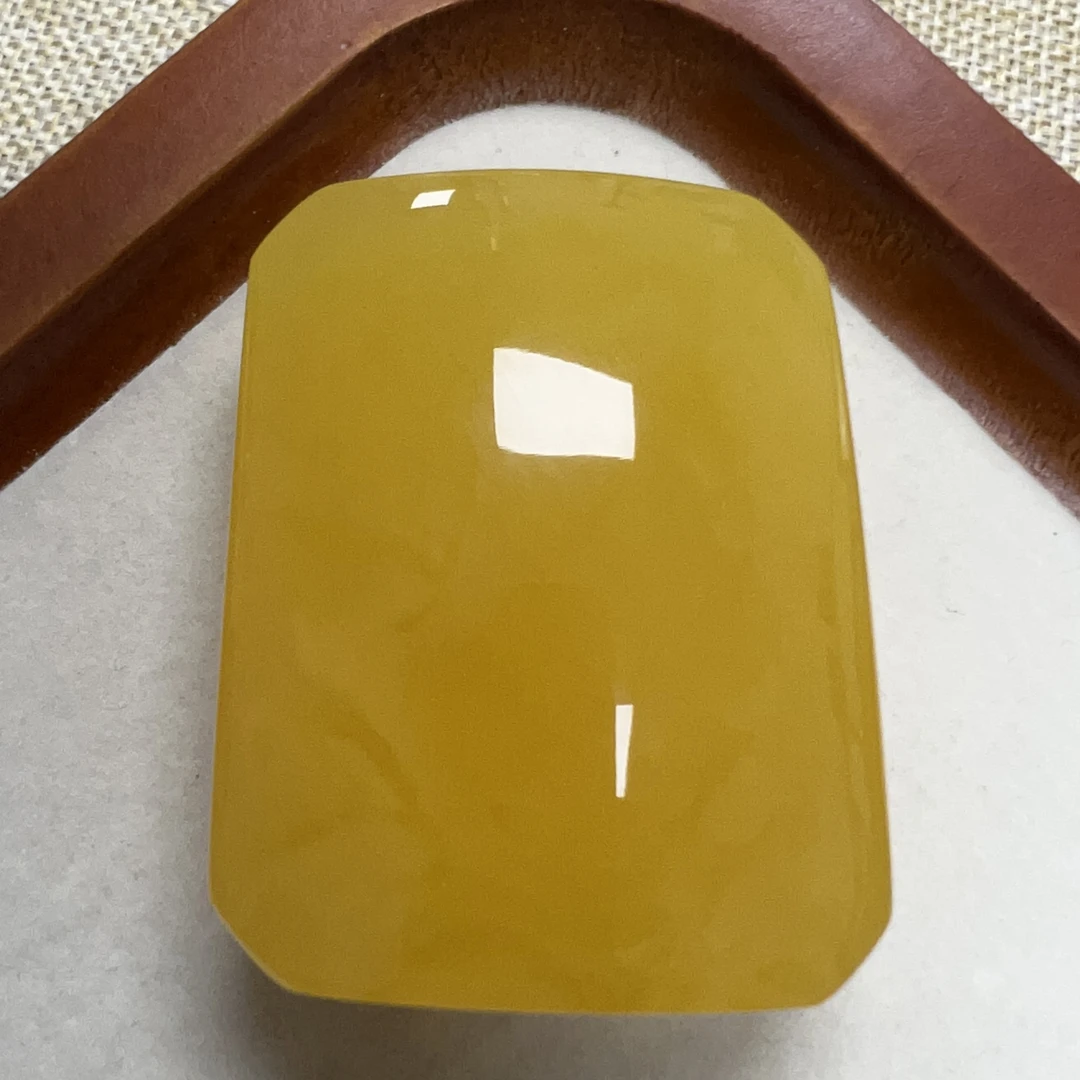 天然原矿无优化无烤色无补胶无煮蜜无辐照蜜蜡吊坠（1205）