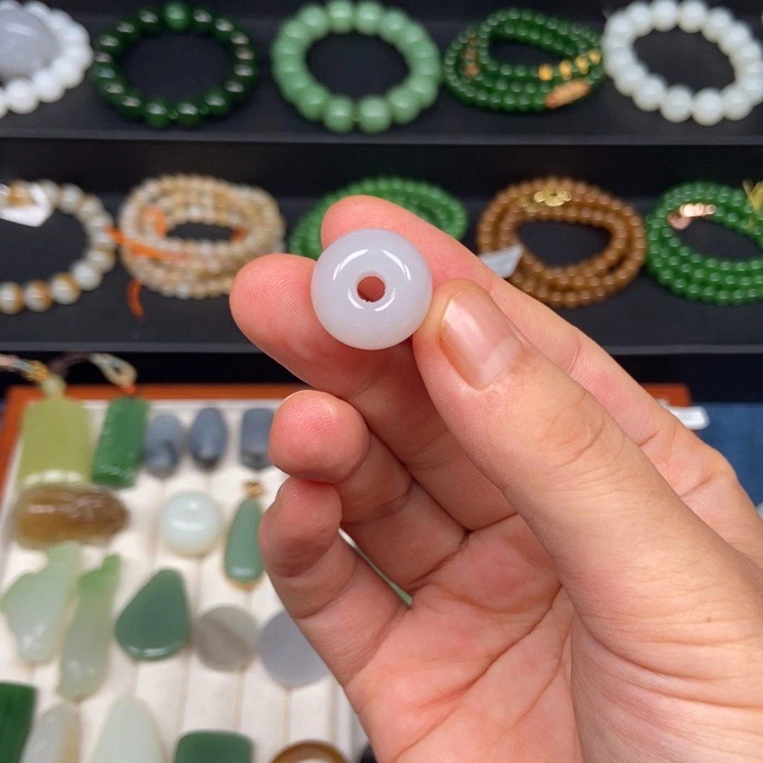 手链未镶嵌和田玉冰烟紫桶珠