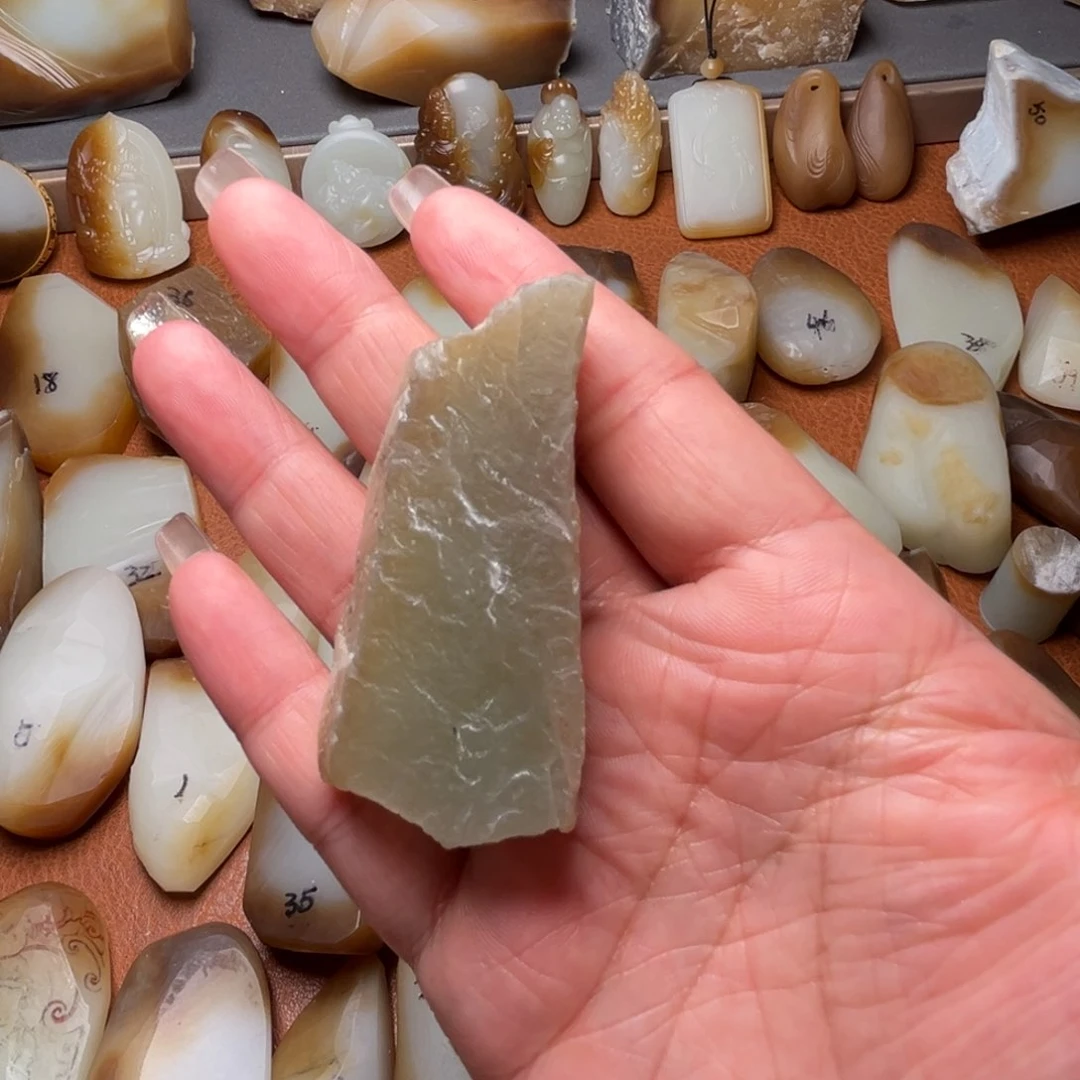 定制和田玉原材料未镶嵌今****财