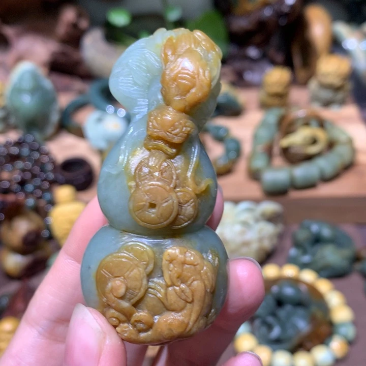 岫岩河磨玉（透闪石质玉）未镶嵌把件善*