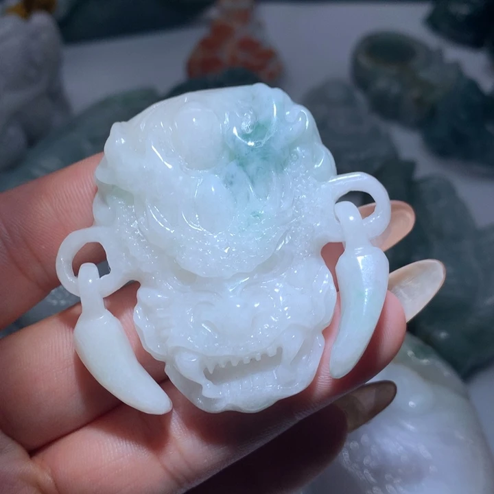 翡翠未镶嵌颈饰保真天然A货翡翠