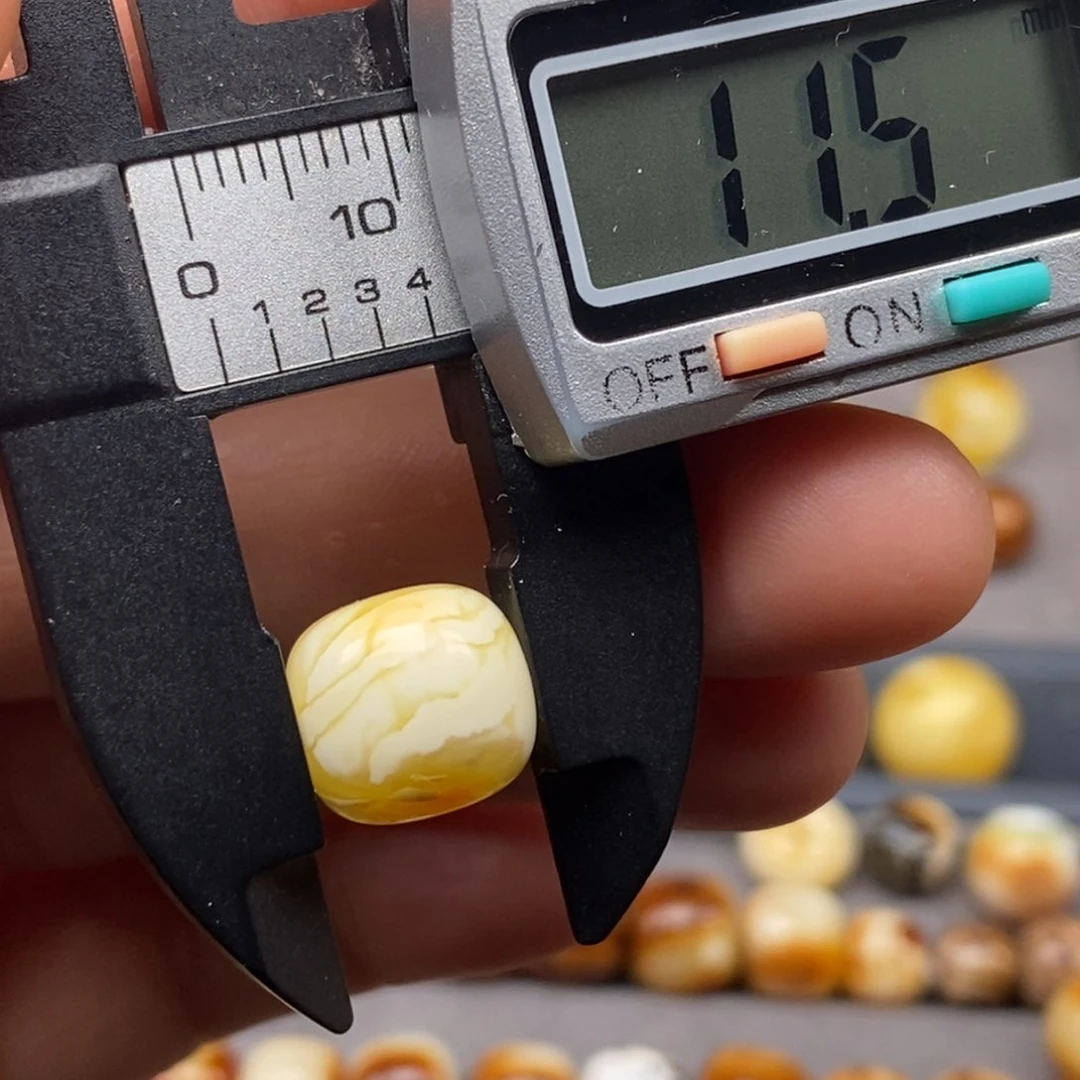 未镶嵌琥珀戒指老型