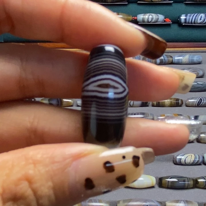 玛瑙/玉髓合金藏风蓝沁海浪花