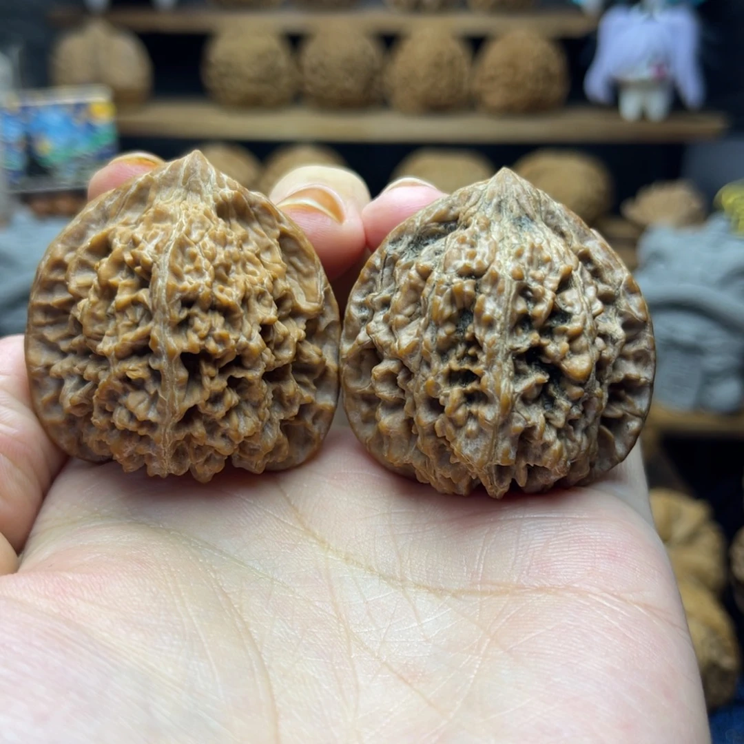 文玩核桃吊坠41尺满天星