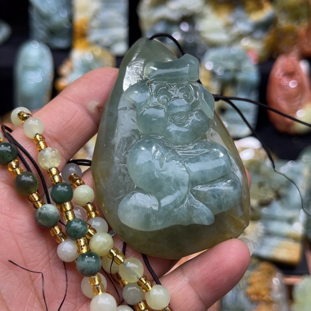 蛇纹石玉未镶嵌颈饰