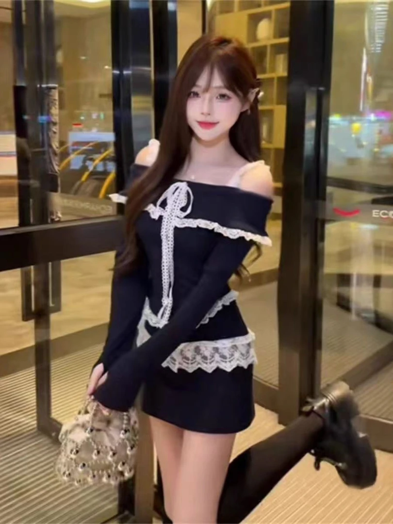 纯欲风韩系气质温柔通勤一字肩蕾丝上衣显瘦约会短裙套装早秋新款