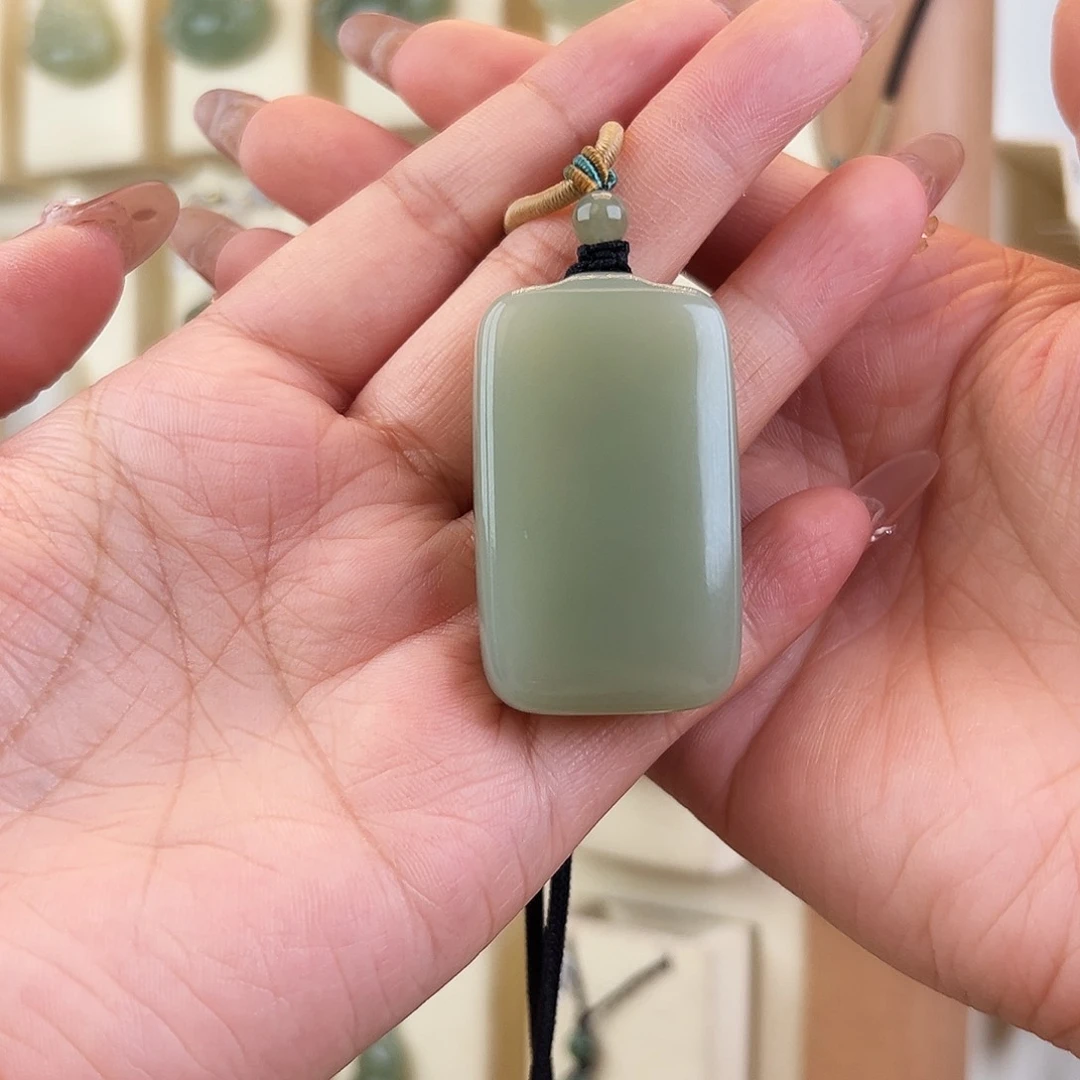 遁***一和田玉未镶嵌套链