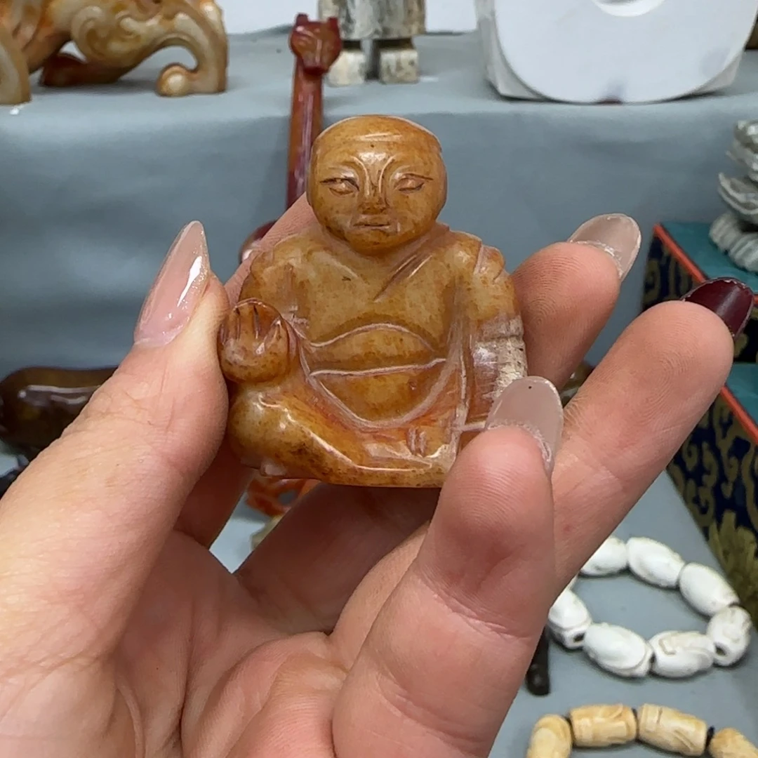 未镶嵌和田玉（糖玉）挂件