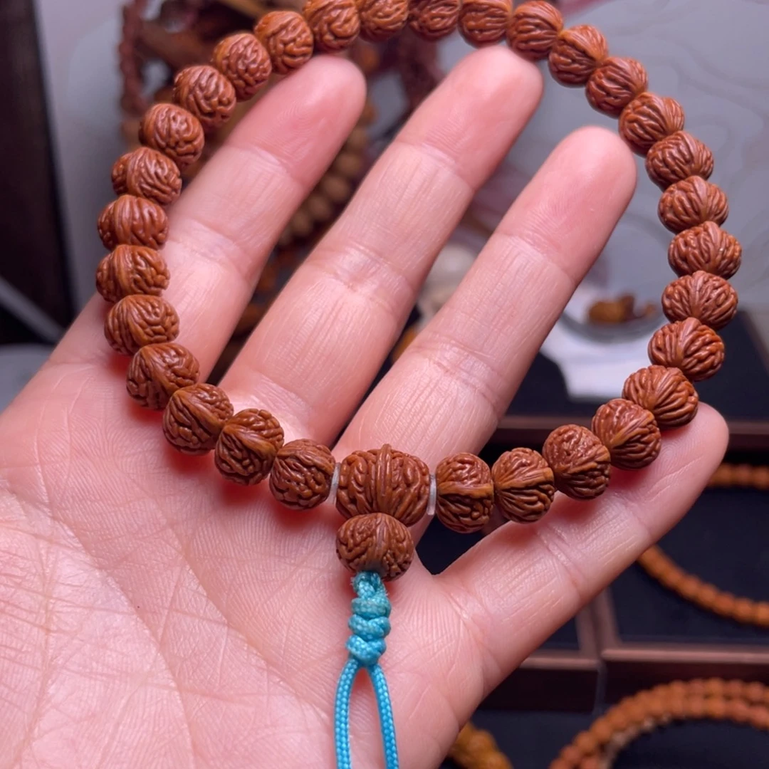 桃核吊坠龙文以后