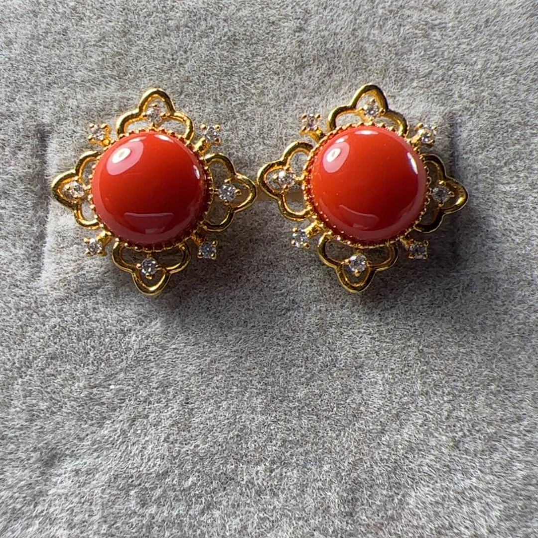 南红玛瑙18K金镶嵌耳钉