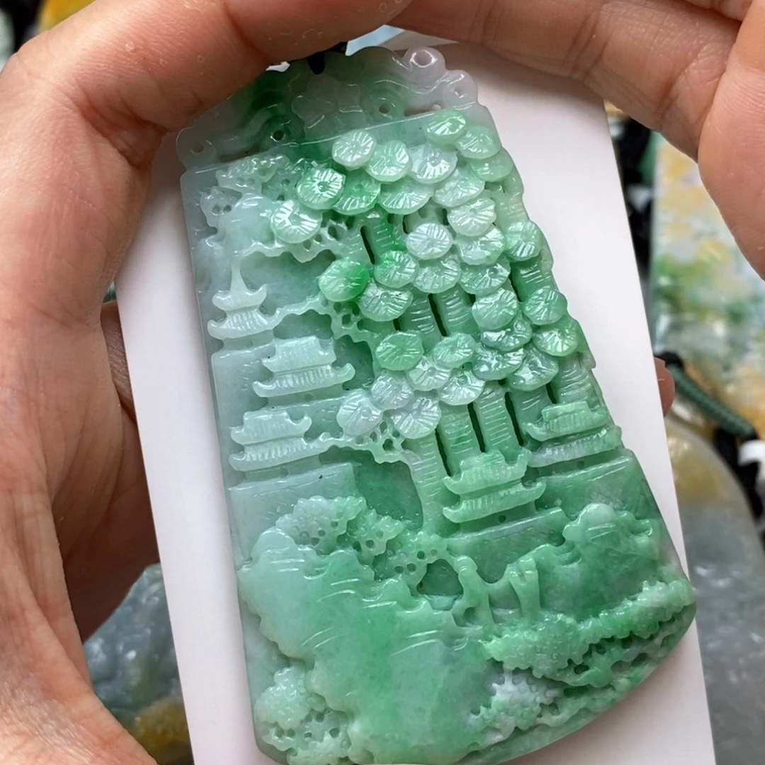 蓝***云颈饰未镶嵌翡翠翡翠挂件