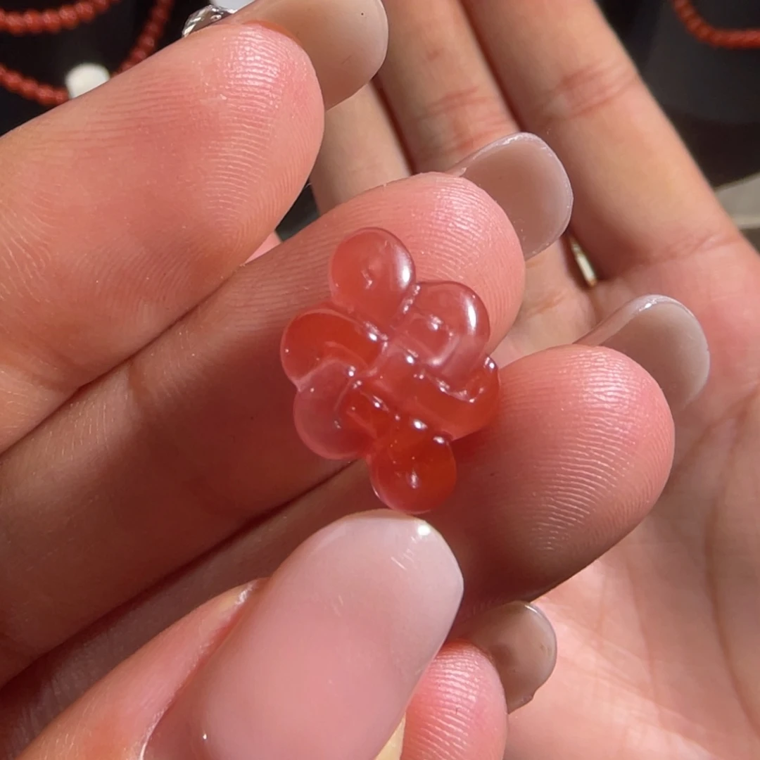 南红玛瑙中国结15.5x11.4x6.2mm未镶嵌不退换