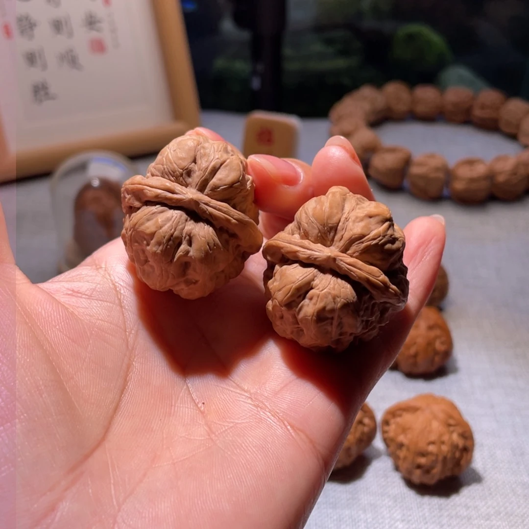 桃核把件35全品蛤蟆头