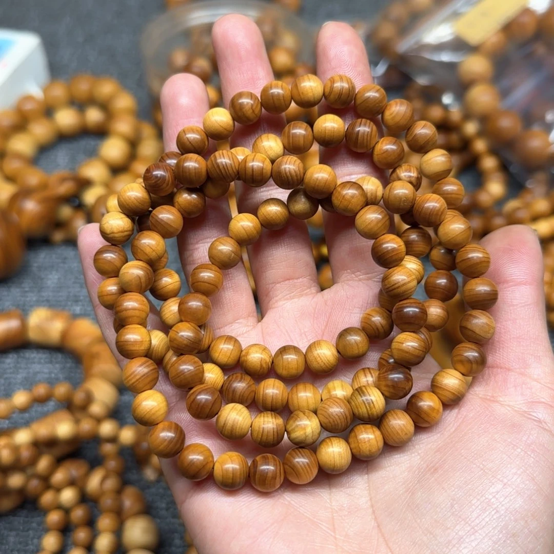 柏木常****周0.8太行崖柏长串