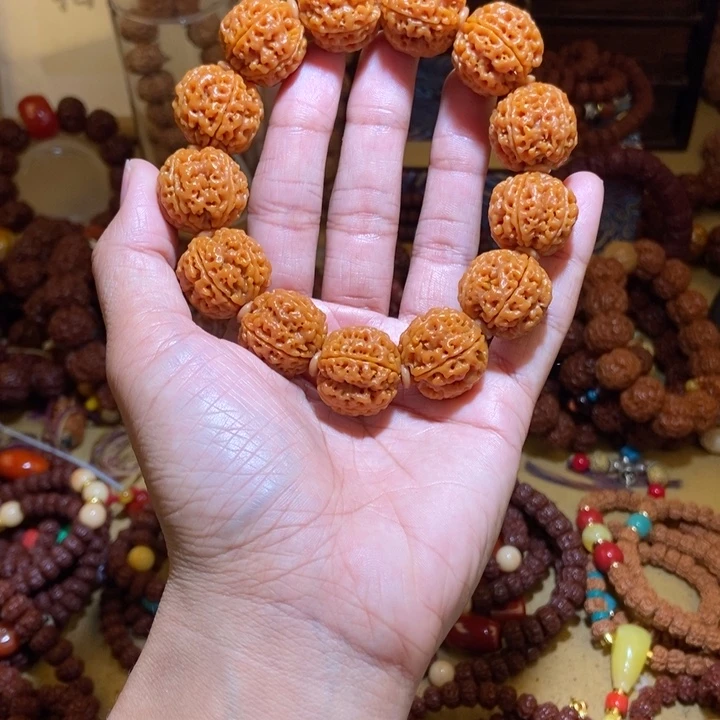 吊坠金刚菩提205半玉化素