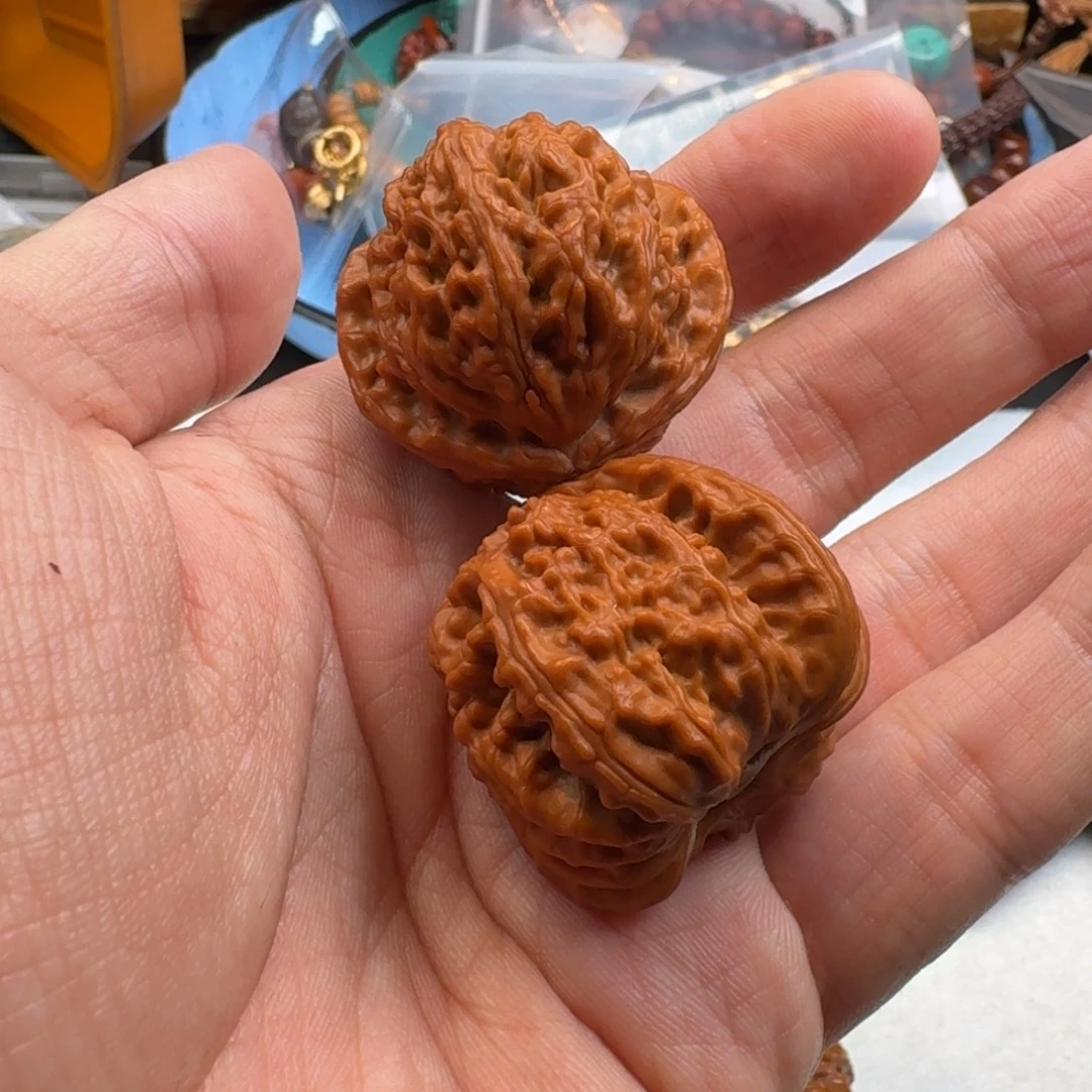 w***f凤眼菩提吊坠手串