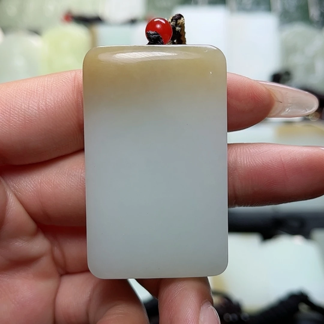 【闪购商品】颈饰未镶嵌和田玉