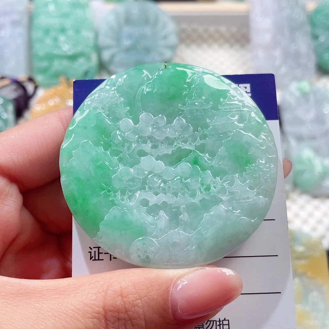 颈饰未镶嵌翡翠山水