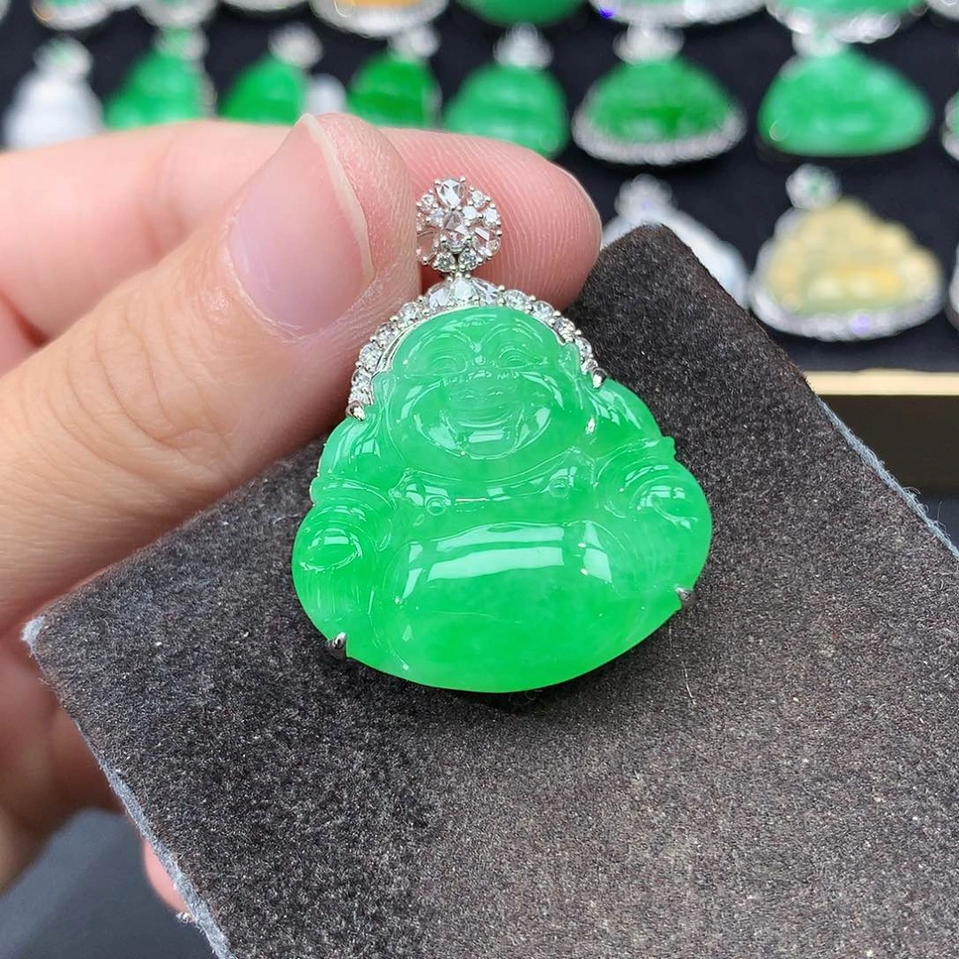 翡翠18K金镶嵌吊坠(赠链)