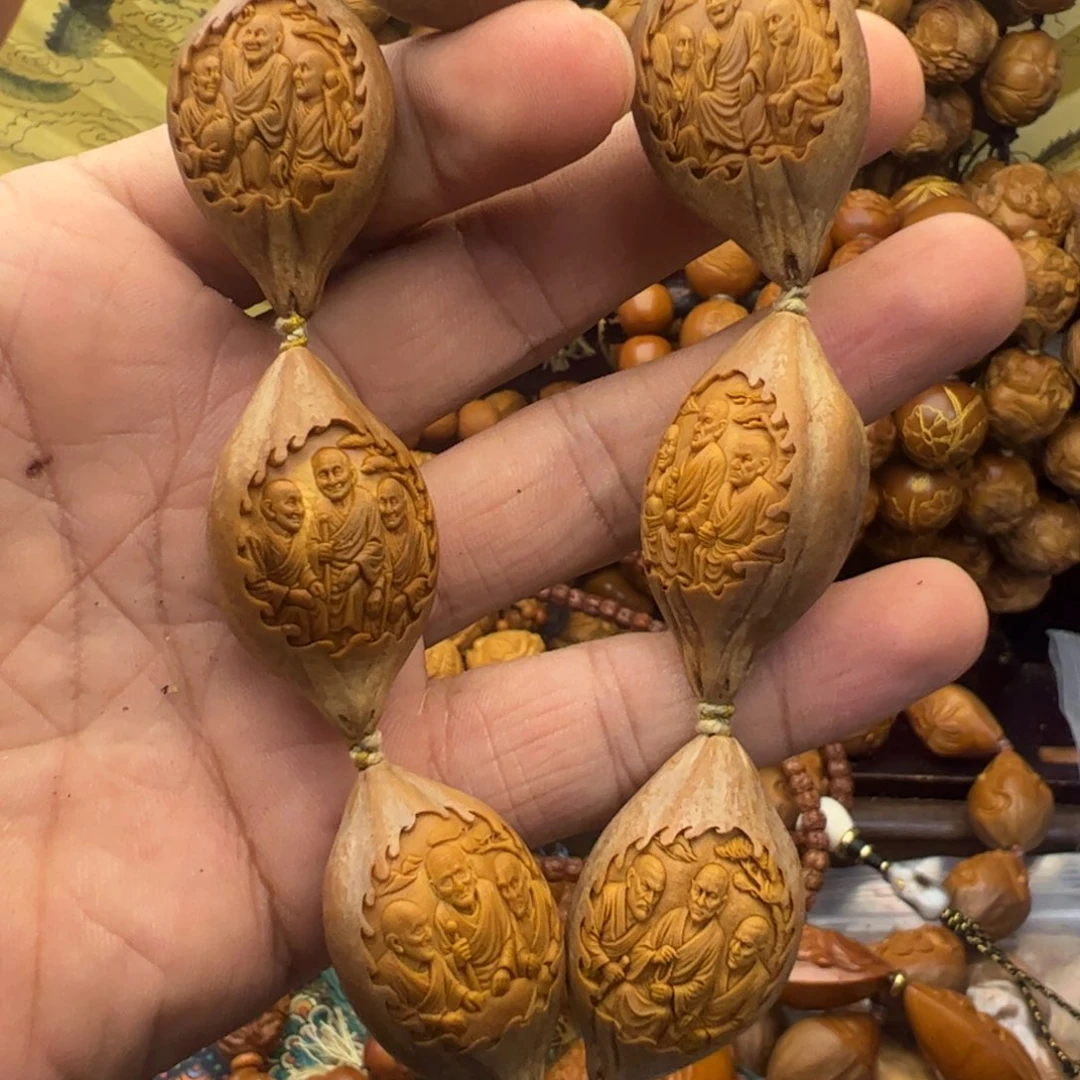 吊坠橄榄核2.2四花十八罗汉