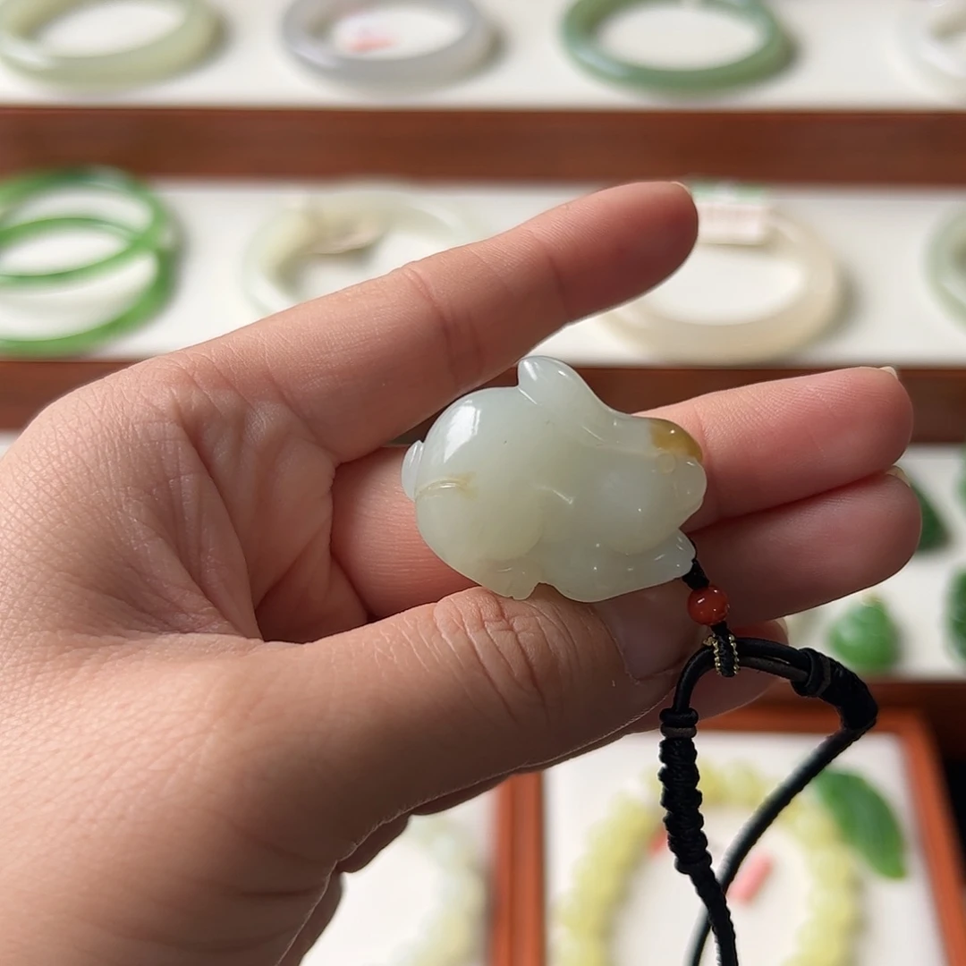 和田玉未镶嵌吊坠(不含链)
