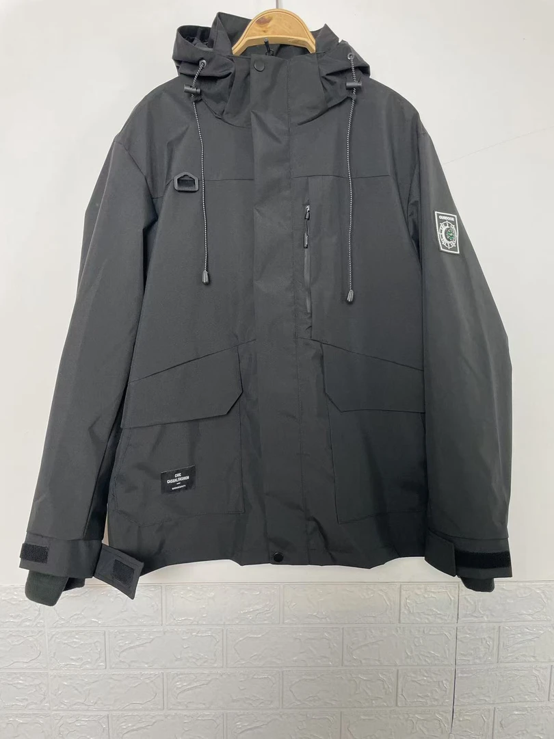 A541时尚新款冲锋衣黑色