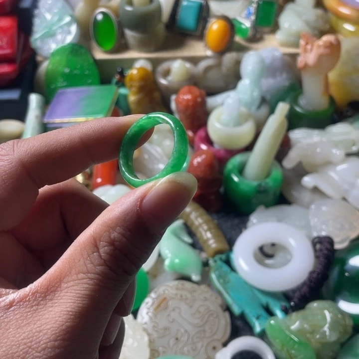 和田玉未镶嵌吊坠(不含链)