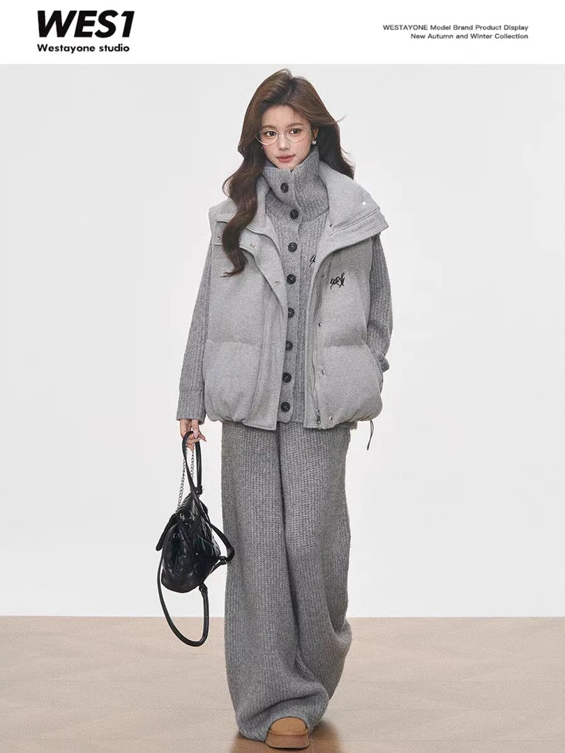 LILI哩哩小姐 针织马甲女2025立领加厚休闲保暖宽松外穿棉服外套