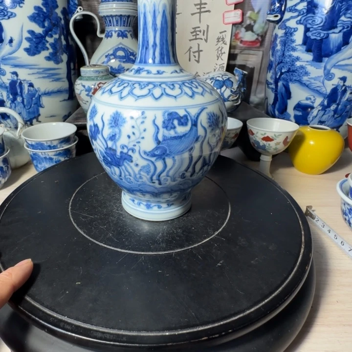 正***戒摆件青花花卉小小摆件