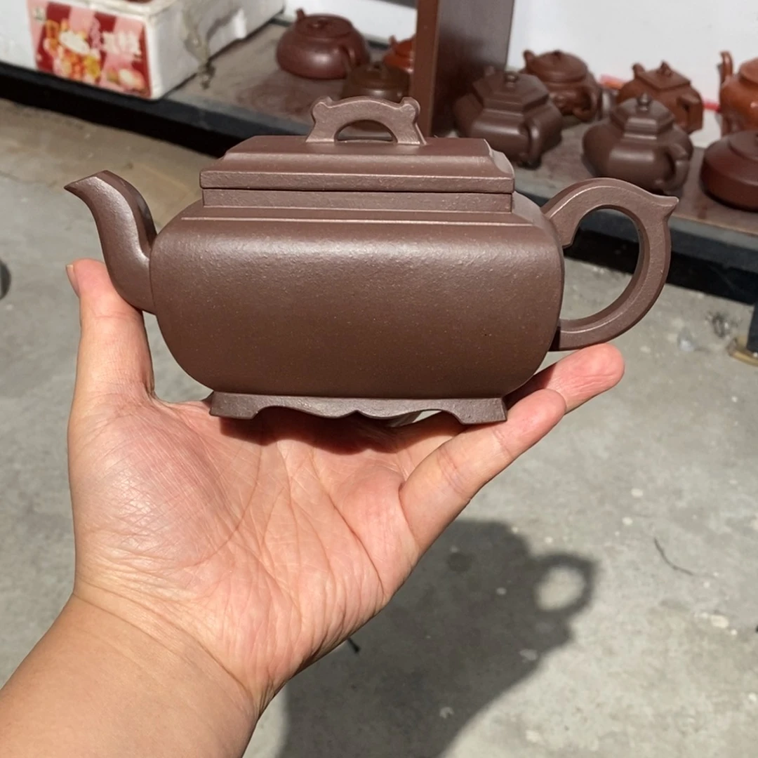 茶壶紫砂紫砂壶。紫砂壶。