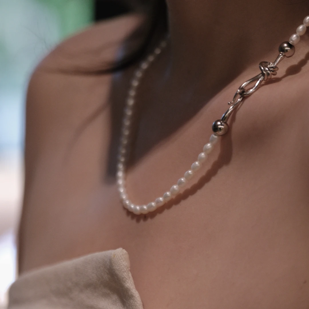 坠链均925银 925银复古高智淡人风小米珠法式长款轻奢风打结项链