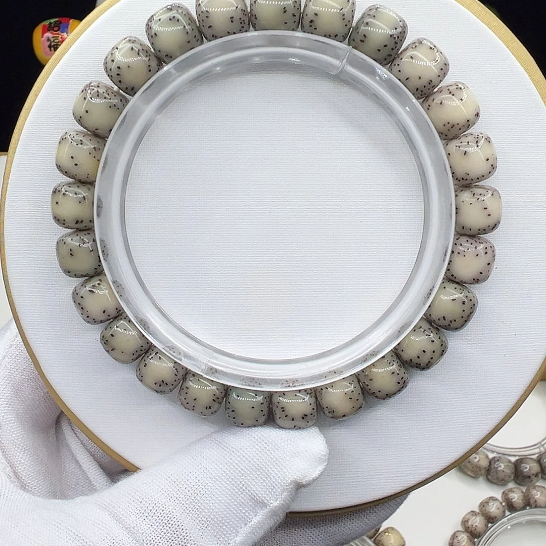 吃***辣手串星月菩提糯冰9.5✖️8.5侧留白