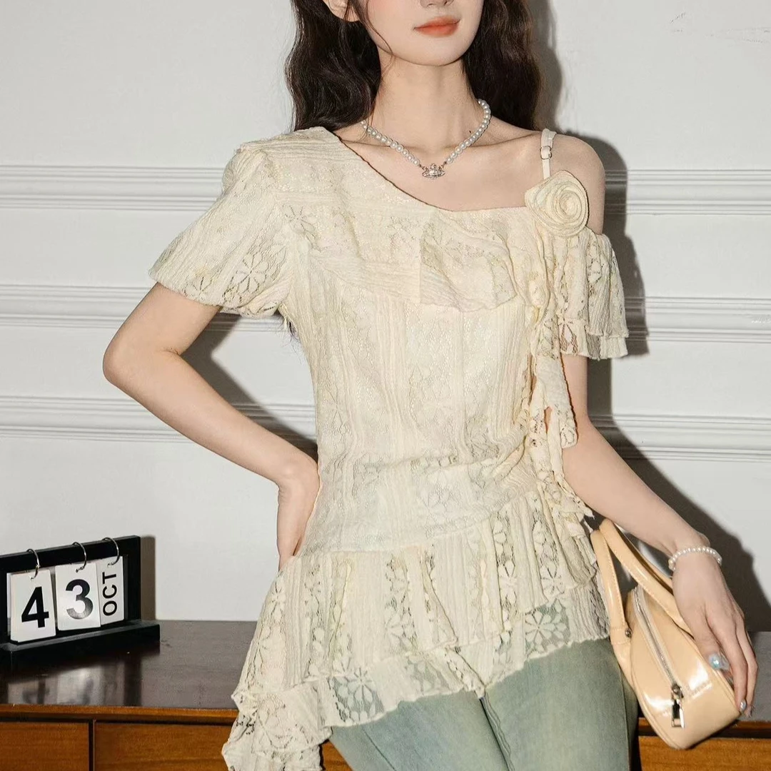 法式露肩斜领短袖蕾丝雪纺衫女春夏新款设计感气质甜美减龄衬衣