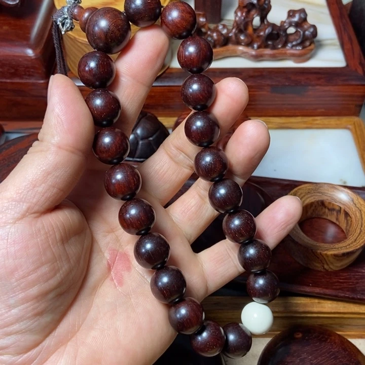 檀香紫檀（小叶紫檀）手持