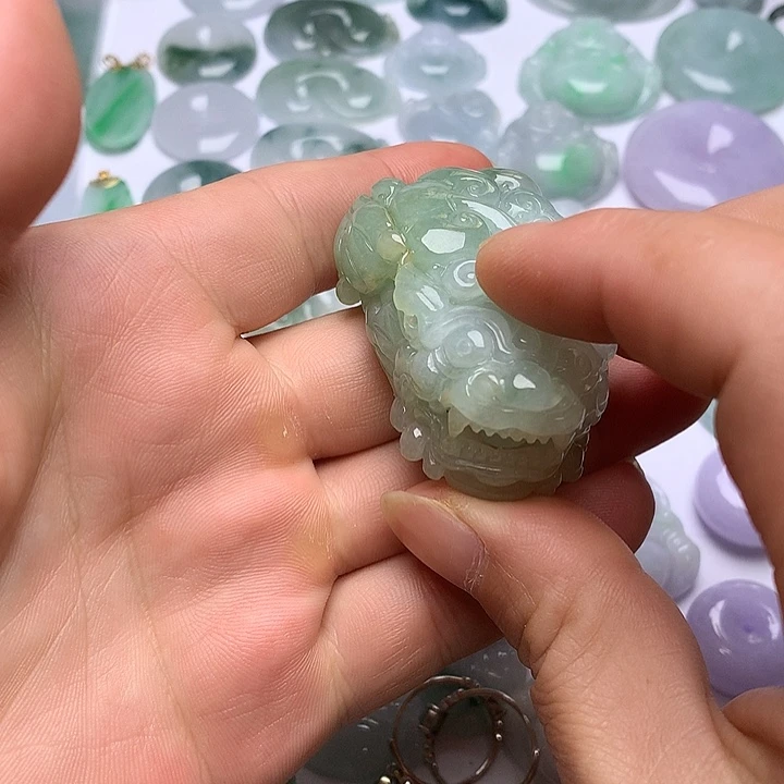 翡翠未镶嵌颈饰天然翡翠